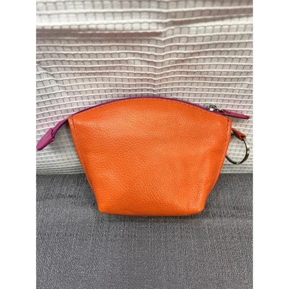 ILI New York Orange and Pink Lips Genuine Leather Cosmetic Coin Bag w/ Key Chain - Picture 2 of 12